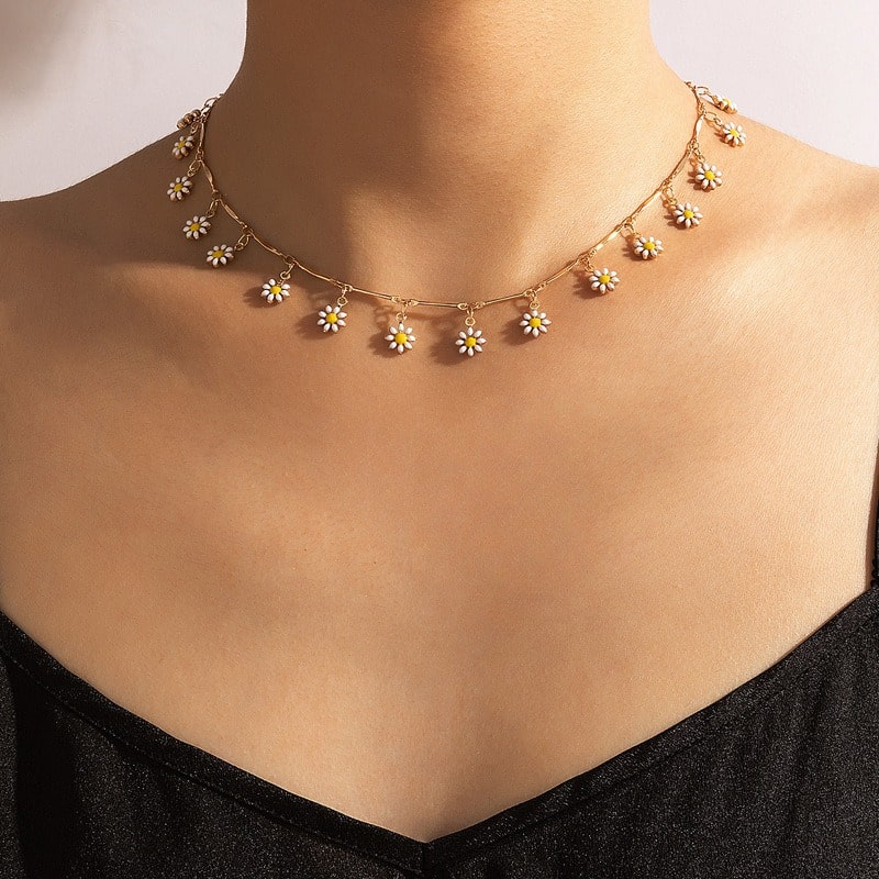 Bohemian Daisy Flower Necklace