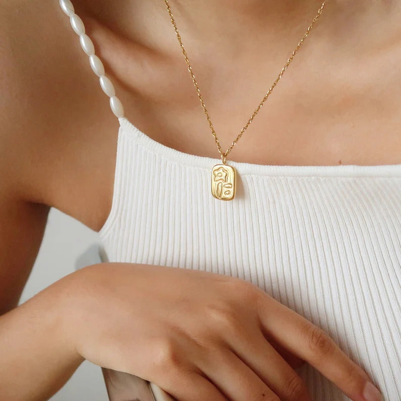 Meadow Flower Vintage Necklace