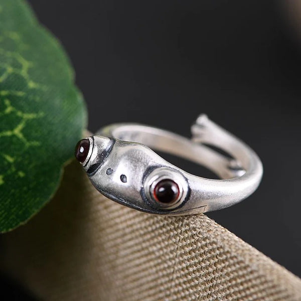 Lucky Frog Ring