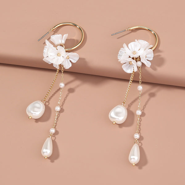 Lily With Dropped Pearl Earrings