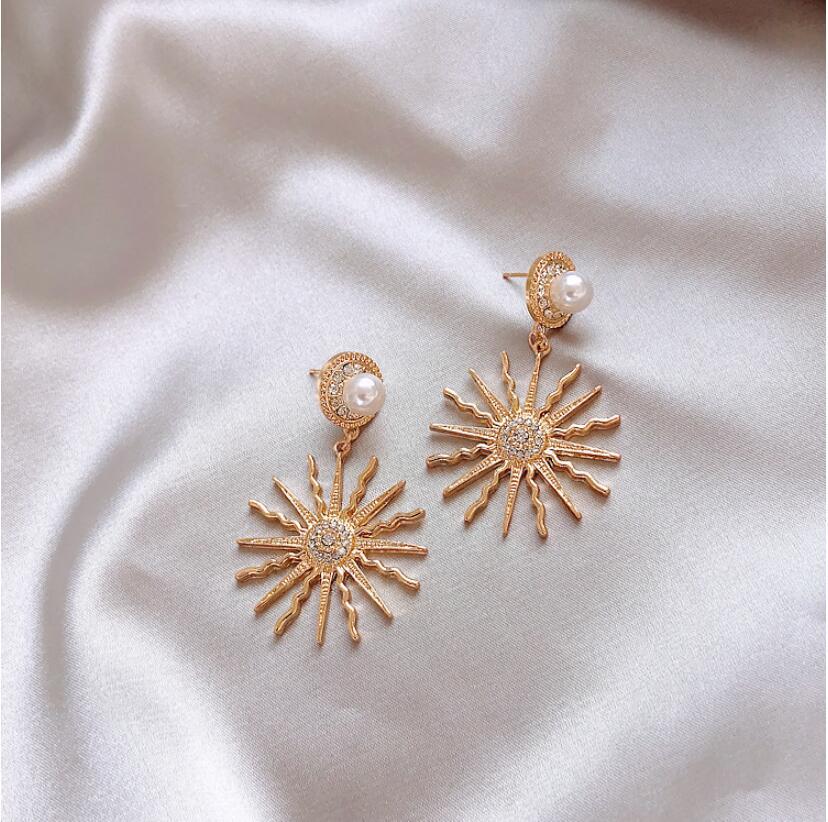 Sun Gods Pearl Earrings