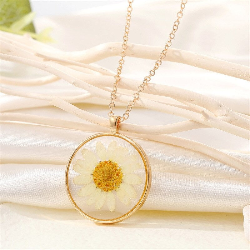 Daisy Flower Necklace