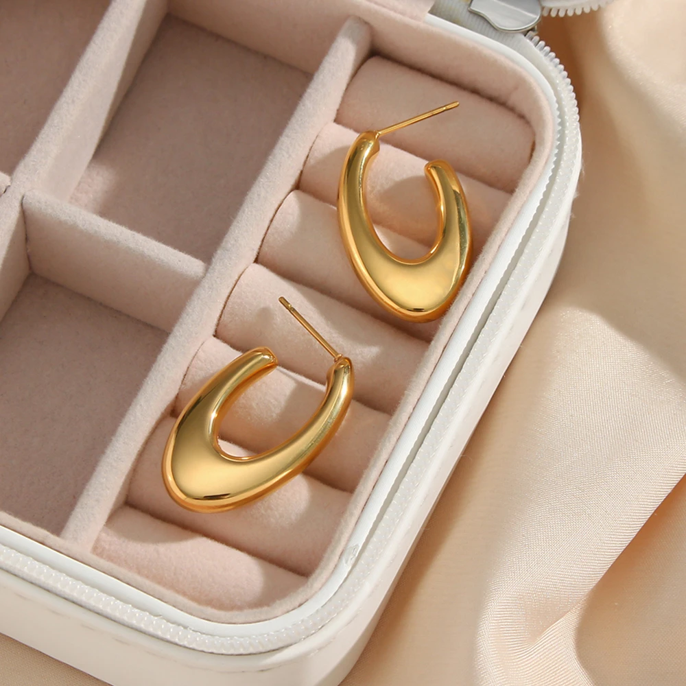 Round Hollow Gold Hoop Earrings