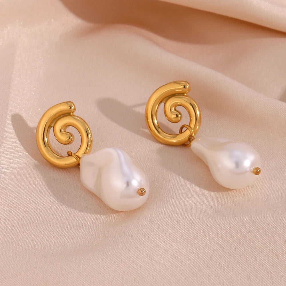 Baroque Pearl Drop Earrings