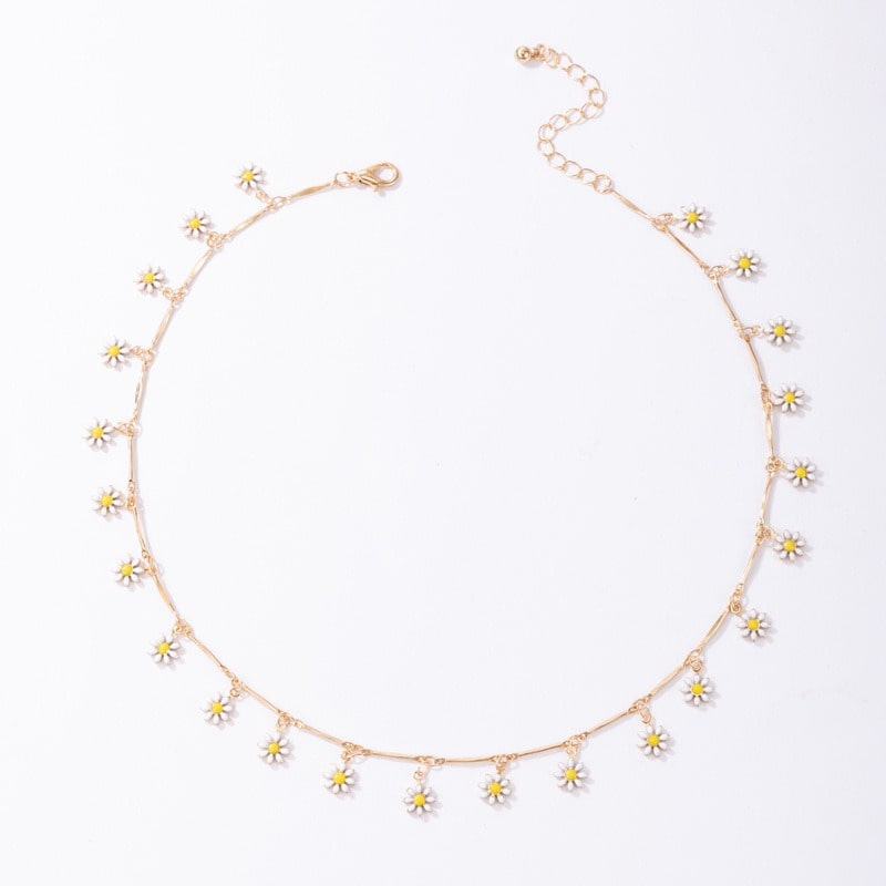Bohemian Daisy Flower Necklace